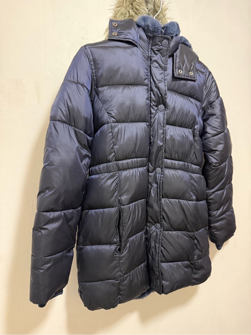 Abercrombie kids Winter Coat with Faux Fur Trim Hood Girl’s Sz 11/12 - Picture 2 of 16